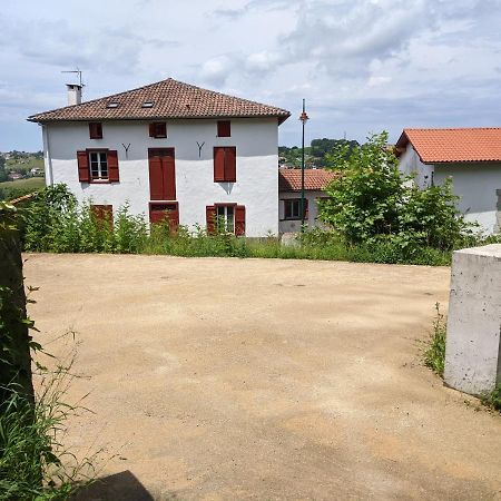 Ferienwohnung Ortesene Zaharea Hasparren Exterior foto